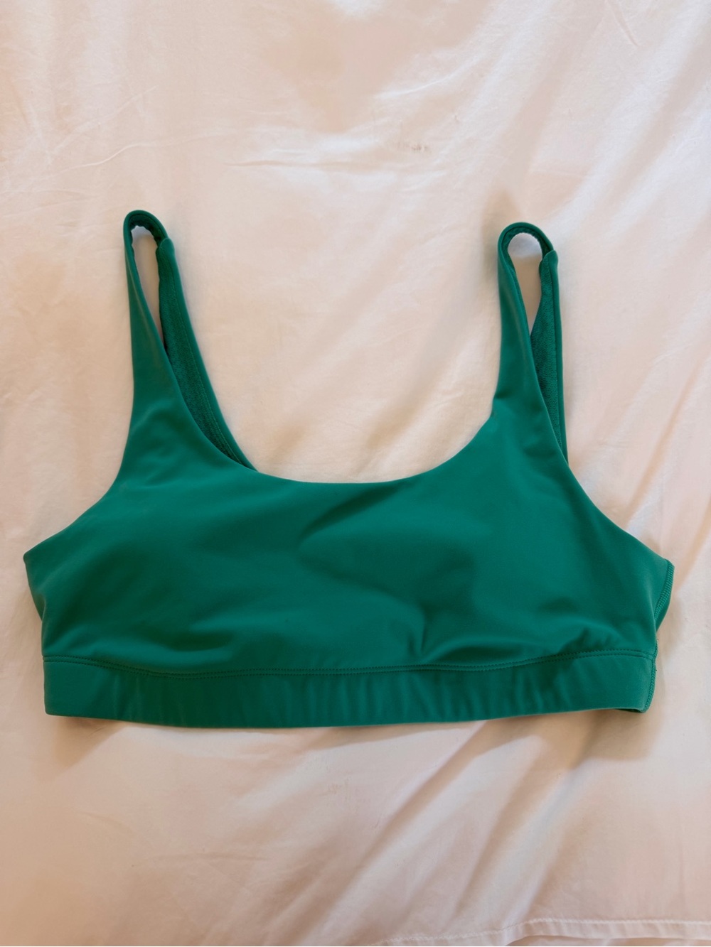 Green Vuori Scoop Neck Sports Bra
